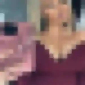 Clarisse, 22 ans, dispo pour rencontre adulte à Ambazac
