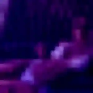 Charmante Karine, 22 ans à Angoulême - voir sa photo
