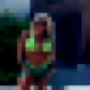 Mathilda (43 ans) à Auribeau-sur-Siagne propose un rencontre adulte aujourd'hui