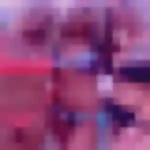 Contacte Laure, 20 ans à Aussillon gratuitement