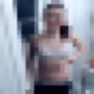 Photo privée de Veronique, 24 ans à Autrans-Méaudre en Vercors - rencontre coquine