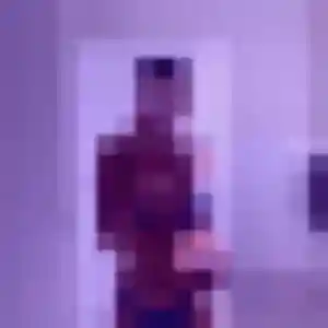 Laura de Aÿ-Champagne, 21 ans - rencontre adulte discret