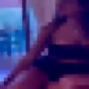 Uranie, 23 ans, disponible à Baillargues pour une rencontre coquine