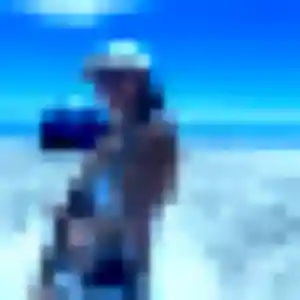 Elodie, 19 ans, en ligne à Balma pour un rencontre adulte