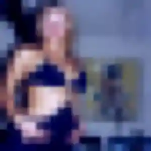 Valentina, 19 ans, connectée à Beauvoisin pour une rencontre coquine