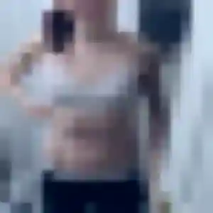 Photo exclusive de Mathilda, 44 ans à Behren-lès-Forbach - rencontre sans lendemain