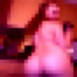 Gaelle (32 ans) à Blanquefort attend un rencontre adulte ce soir