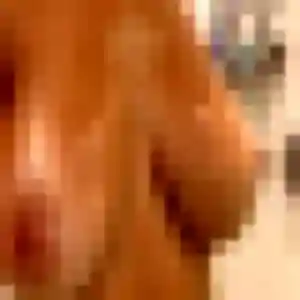 Profil de Ava à Camaret-sur-Aigues (34 ans) - rencontre adulte anonyme