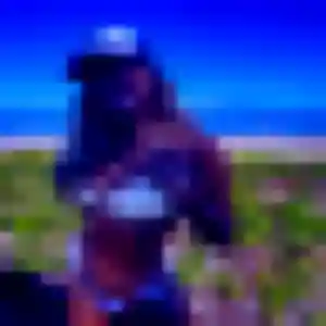 Photo de Aurelie à Cavalaire-sur-Mer (25 ans) - rencontre adulte gratuit