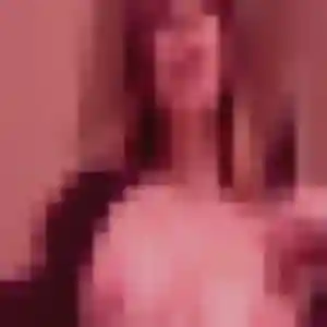 Nora, 31 ans, en ligne à Chamalières pour une rencontre coquine