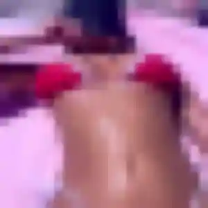 Rencontre Delice, 38 ans à Charny Orée de Puisaye en privé
