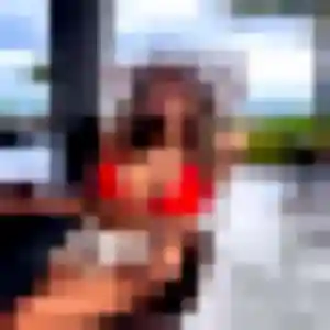 Lamia, 36 ans, connectée à Crest pour une rencontre coquine