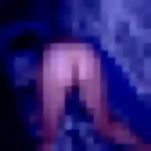 Photo de Suzanne à Dompierre-sur-Mer (22 ans) - rencontre adulte anonyme