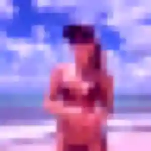 Belle Leonore, 19 ans à Éguilles - voir sa photo