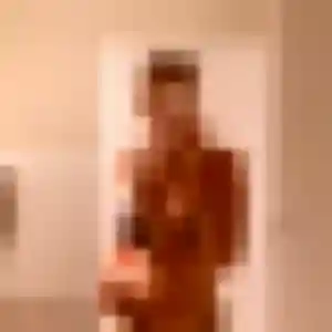 Urielle, 21 ans, cherche un rencontre adulte à Entrelacs
