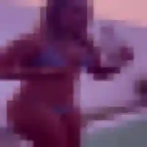 Sexy Violette, 27 ans à Entrelacs - la contacter