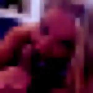 Gwendoline (32 ans) à Estrablin propose un rencontre adulte rapidement