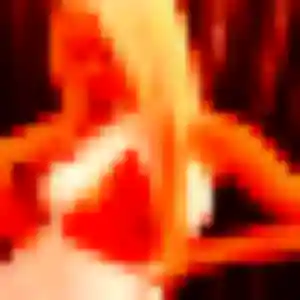 Henriette, 23 ans, en ligne à Hendaye pour une rencontre coquine
