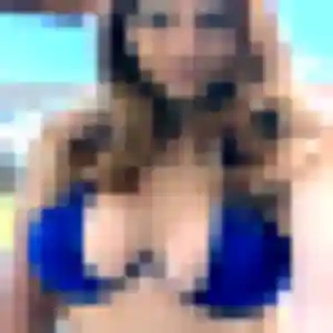 Debora de Izon, 22 ans - rencontre adulte discret