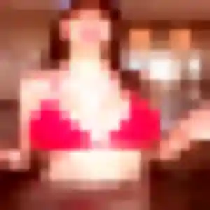 Lise, 35 ans, cherche un rencontre adulte à Juillan