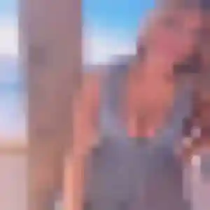 Leonore, 20 ans, disponible à L'Isle-Jourdain pour un rencontre adulte