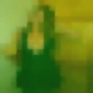 Rejoins Albertine, 23 ans à La Voulte-sur-Rhône en t'inscrivant