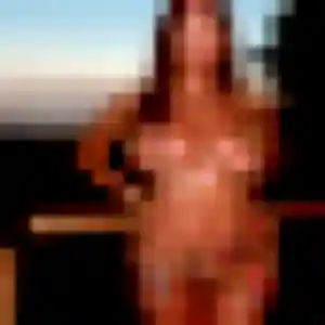 Caroline, femme de 29 ans propose rencontre adulte à Le Boulou