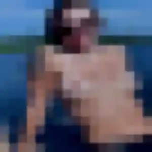 Photo de Hyacinthe à Les Arcs (22 ans) - rencontre adulte anonyme
