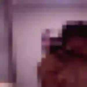 Lola, 20 ans, en ligne à Les Belleville pour une rencontre coquine