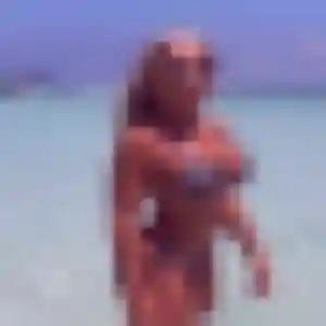 rencontre adulte à Livron-sur-Drôme : photo de Leila, 20 ans - accès libre