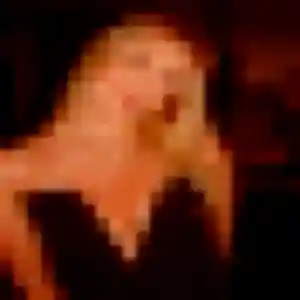 Adeline, femme de 21 ans propose rencontre adulte à Marennes-Hiers-Brouage