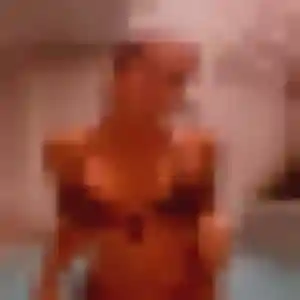 Photo de Lilou à Moirans (28 ans) - rencontre adulte sans inscription
