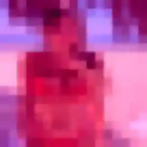 Contacte Francine, 26 ans à Montluçon en privé