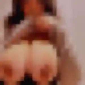 Photo de Huguette à Morières-lès-Avignon (25 ans) - rencontre adulte anonyme