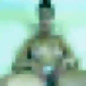 Uranie, 24 ans, en ligne à Pauillac pour une rencontre coquine