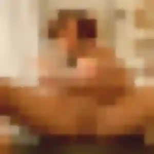 Nora, 19 ans, connectée à Périgny pour un rencontre adulte