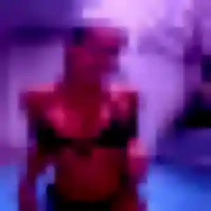 Jihane de Peynier, 32 ans - rencontre adulte discret