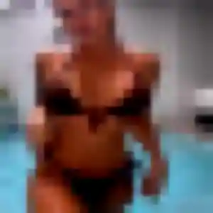 Photo exclusive de Capucine, 26 ans à Renaison - plan discret