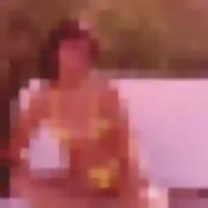 Zina, 24 ans, cherche un rencontre adulte à Rochefort