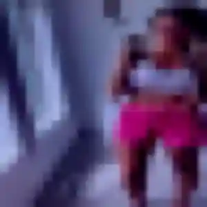 Karen, femme de 37 ans cherche rencontre adulte à Rosières-près-Troyes