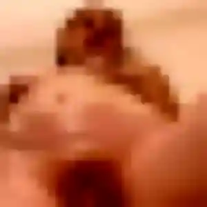 Azalee, femme de 23 ans propose rencontre adulte à Ruy-Montceau