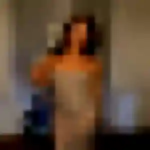 Zoe (41 ans) à Saint-Denis-de-Pile propose un rencontre adulte aujourd'hui
