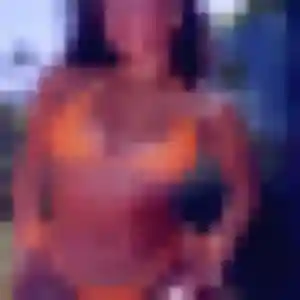 Diane, 39 ans, disponible à Saint-Georges-sur-Baulche pour une rencontre coquine