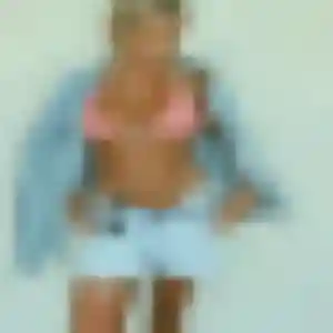 Profil de Eugenie à Saint-Ismier (24 ans) - rencontre adulte sans inscription