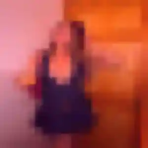 Louna, femme de 25 ans propose rencontre adulte à Saint-Julien-lès-Metz