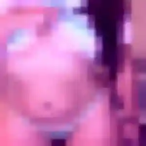 Odile, 25 ans, en ligne à Saint-Saturnin-lès-Avignon pour une rencontre coquine
