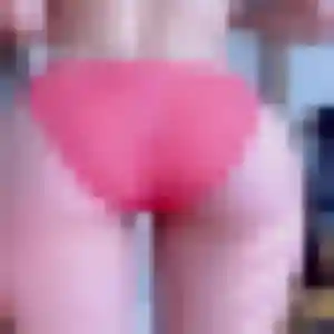 Photo sexy de Anne-Marie, 19 ans à Saujon - plan discret