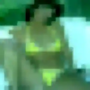 Djamila, 37 ans, connectée à Sauvian pour une rencontre coquine