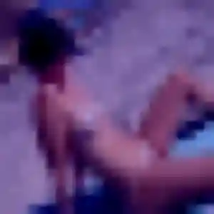 Profil de Caroline à Sénas (21 ans) - rencontre adulte anonyme