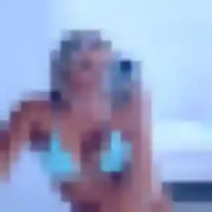 Myriam, 29 ans, veut un rencontre adulte à Six-Fours-les-Plages